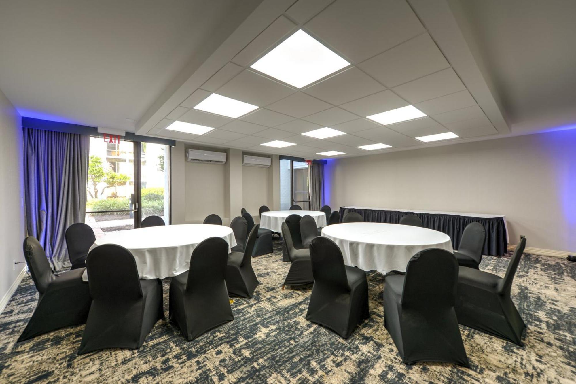 Crowne Plaza Jacksonville Airport By Ihg Exteriör bild